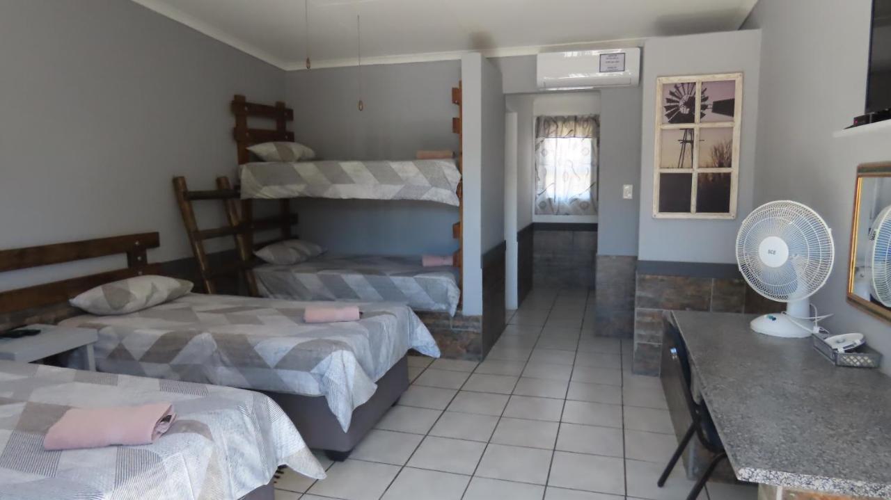 Die Windpomp Gastehuis Beaufort West Eksteriør billede
