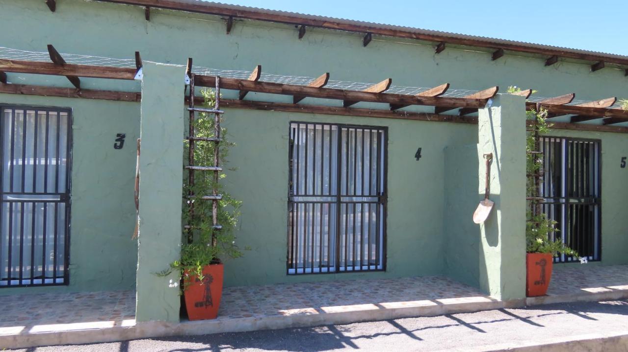 Die Windpomp Gastehuis Beaufort West Eksteriør billede
