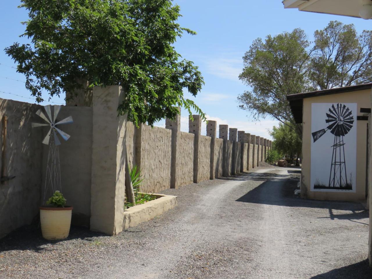 Die Windpomp Gastehuis Beaufort West Eksteriør billede